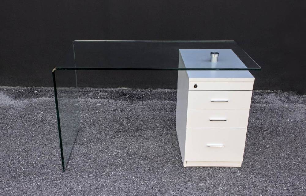 Itamoby Scrittoio B-Desk con cassettiera L.125,5 P.65 H.74,5 2025