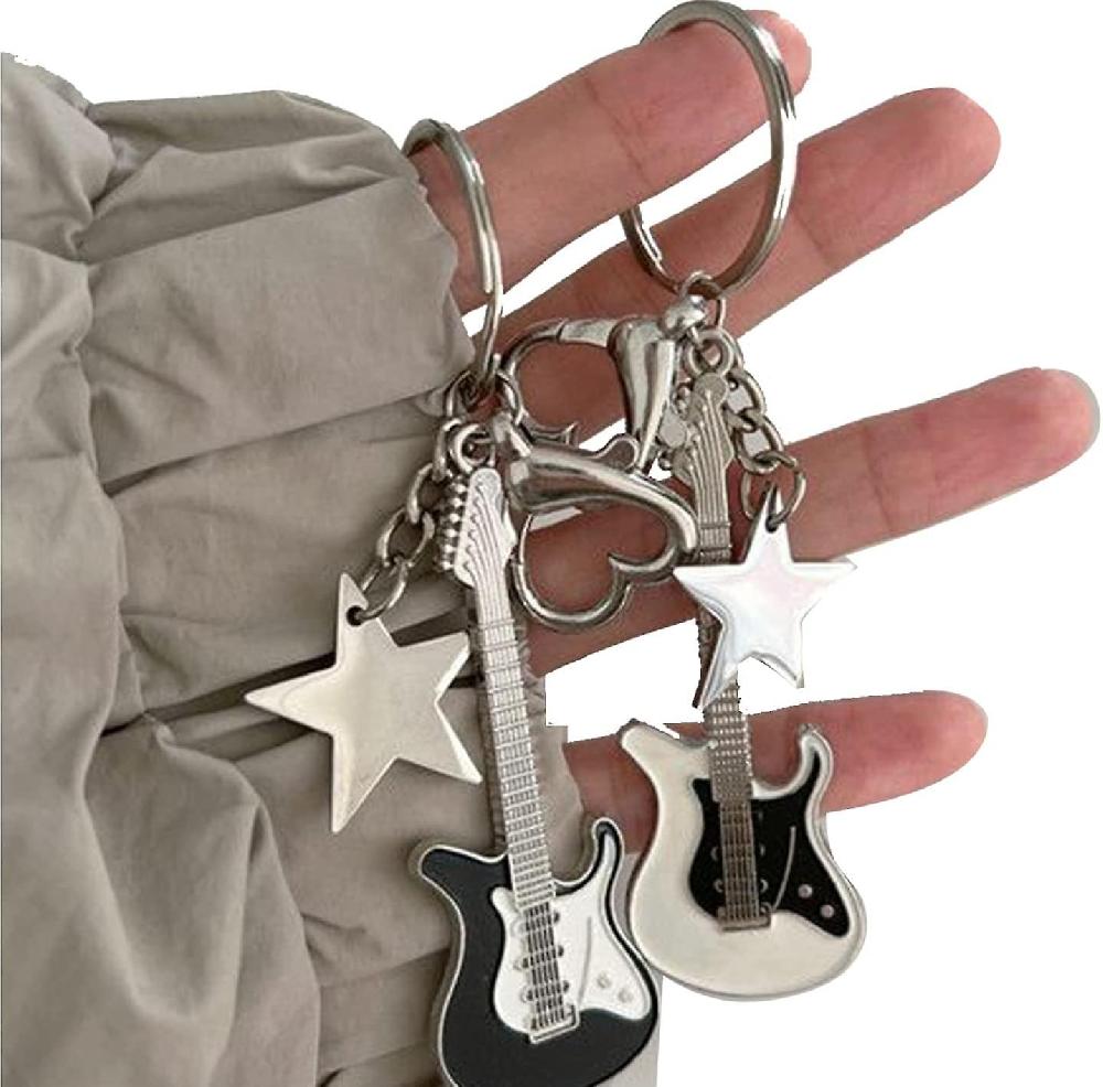 Star Guitar Keychain: Vintage Aesthetic Pendant For Men And Women Vendite stagionali