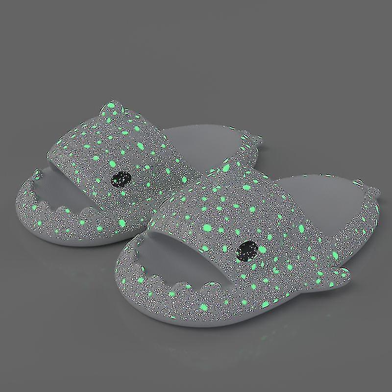 Shark Slippers Home Shark Infradito Nuvola Shark Clapper Estate Morbido Antiscivolo Shark Slides Scarpe Uomo Grigio cielo stellato 40-41 (25-25.5cm) Grande vendita